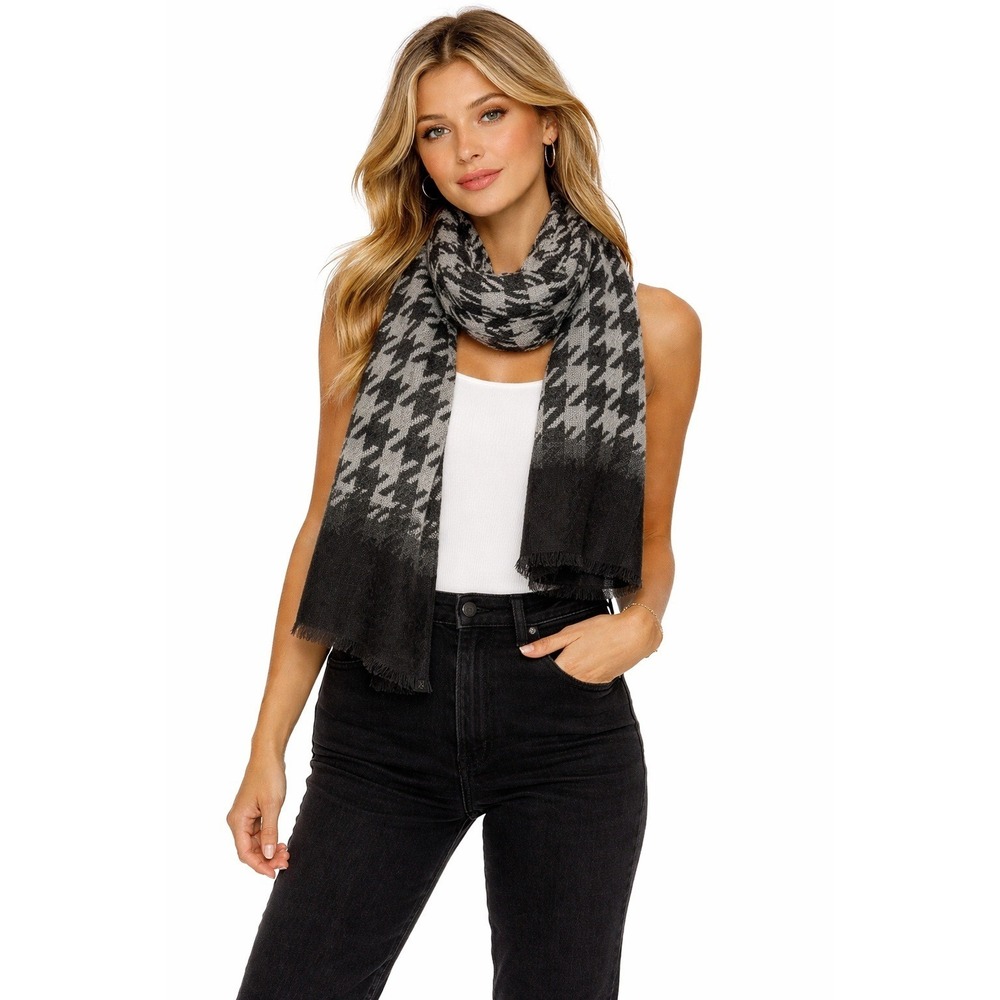 Coach Black Gray Abstract Houndstooth‎ Fringed Lightweight Scarf Wrap 16.5x70